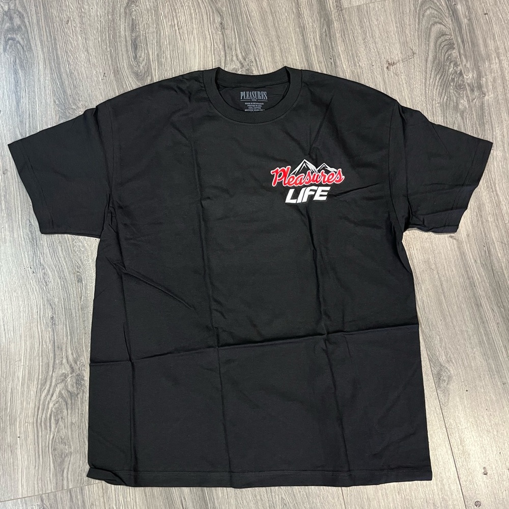 Pleasures t-shirt